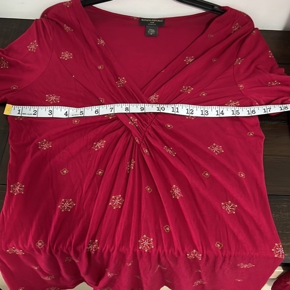 BANANA Republic Long Sleeve V Neck Top Size Medium - Picture 6 of 8